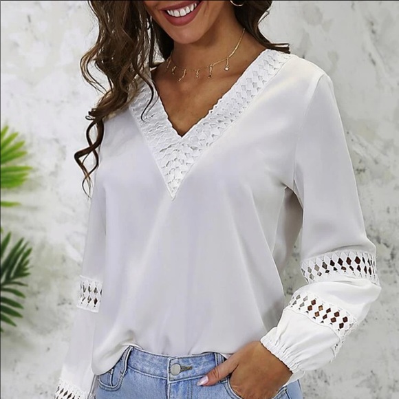 White  contrast lace V neck lace insert top - Picture 4 of 4